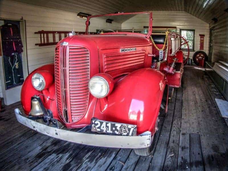 An old fire engine from the Gippsland region on display at Old Gippstown in the Latrobe Valley. Image courtesy of the Old Gippstown website