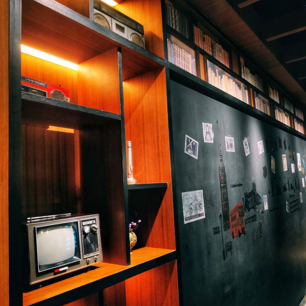 Tthe decor of the TYRP by Wyyndham hotel in Xian