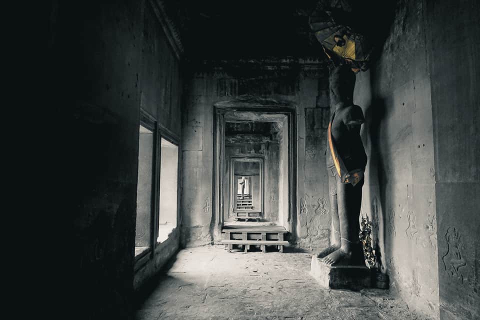 buddism inside angor siem reap