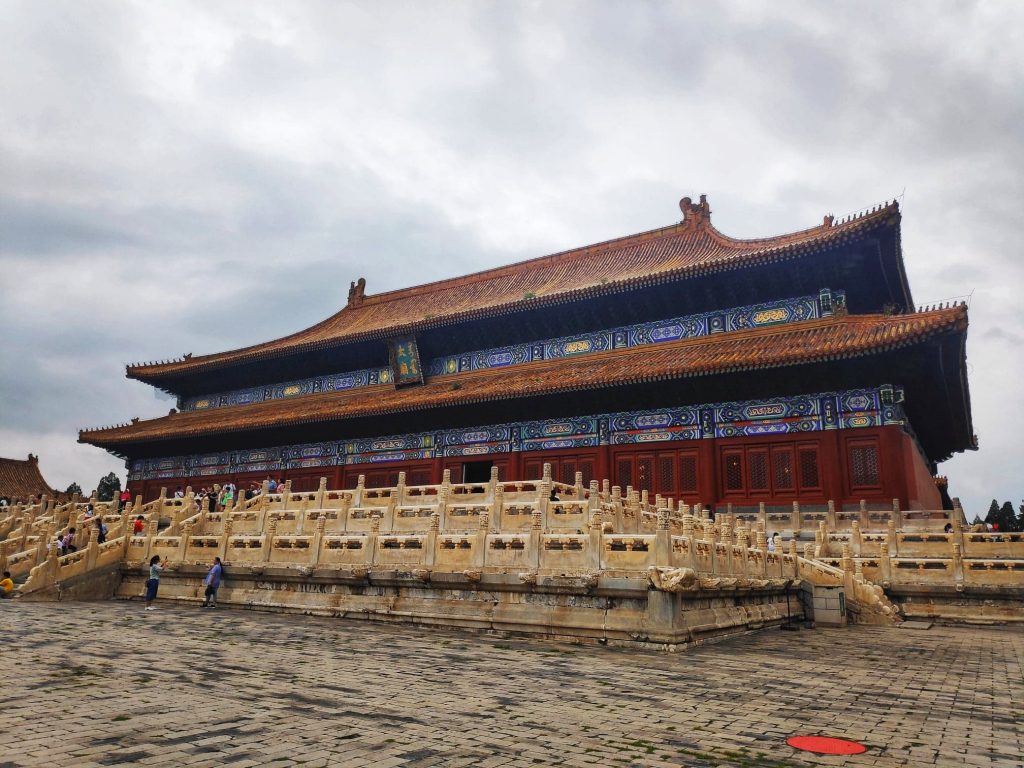 Peaceful scene at Tiamiao Park in Beijing, featuring serene gardens and traditional architecture