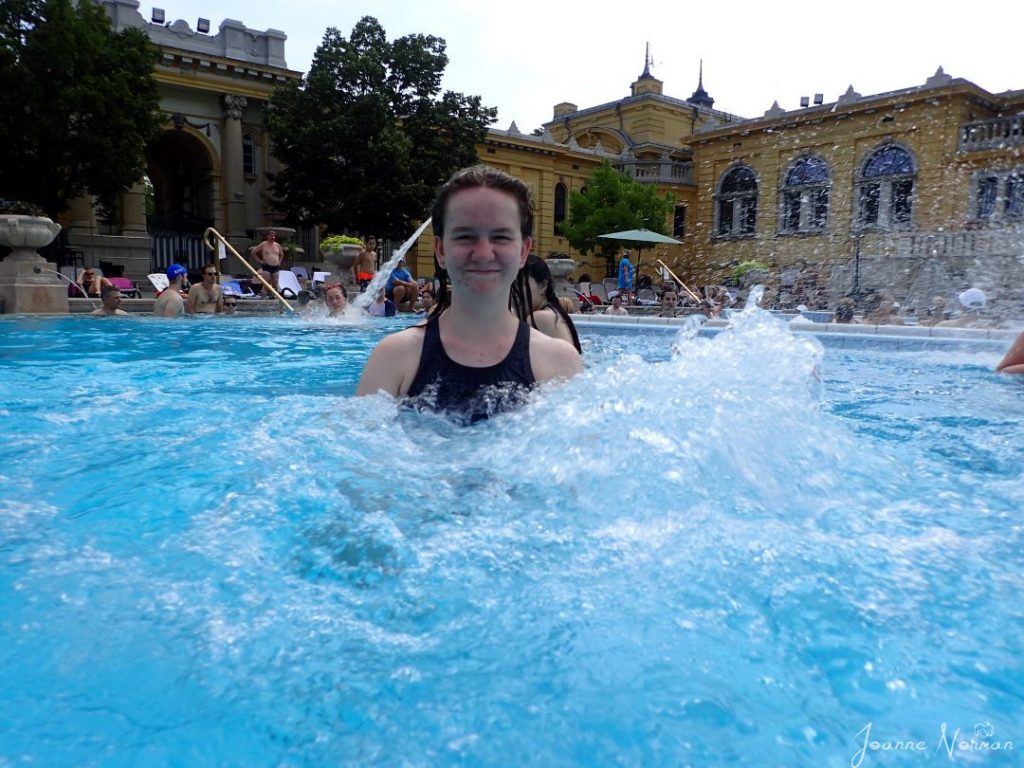 Thermal Bath teenager fun in Budapest