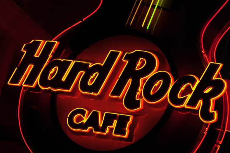 hard rock cafe sign