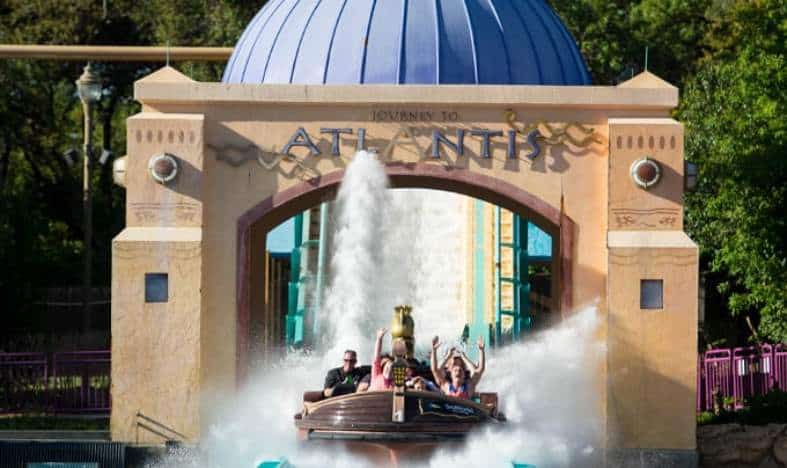 visitors enjoying the rides, a water ride at San Antonio Seaworld