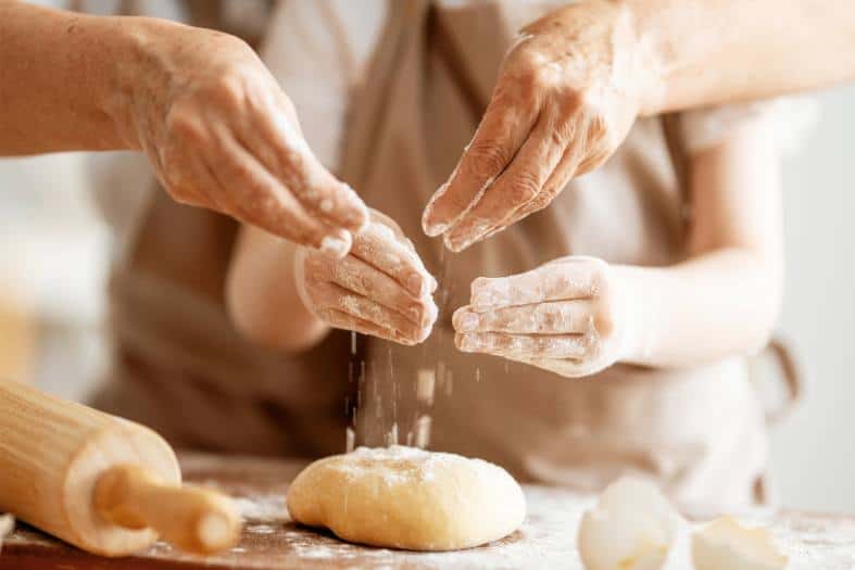 learning how to make pasta in Rome