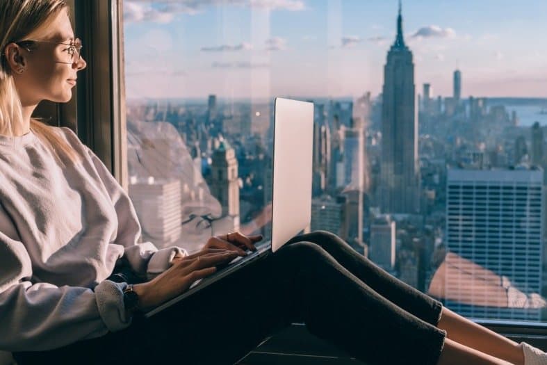 exciting of teenagers exploring New York City