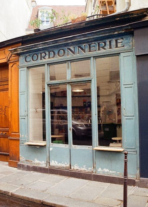 charming streets of Paris in the Marais district