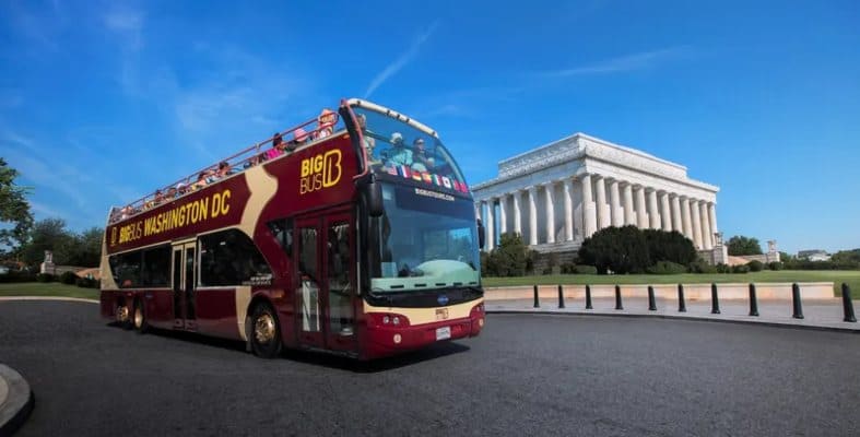 the hop on hop off bus touring around the city of washington dc