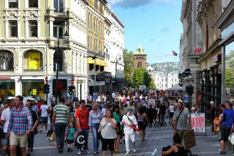 Oslo adventure with teenagers including exploring the bustling shopping streets