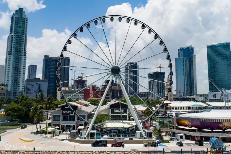 A Ferris wheel in Miami, Florida