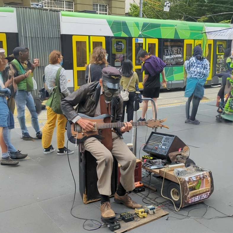 a street performer in Bourke st mall in melbourne