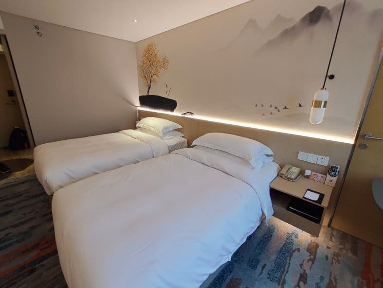 a twin hotel room at sunwrld beijing